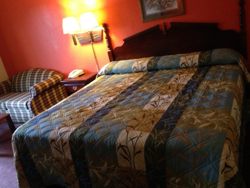 Executive Inn Pine Bluff Zimmer foto