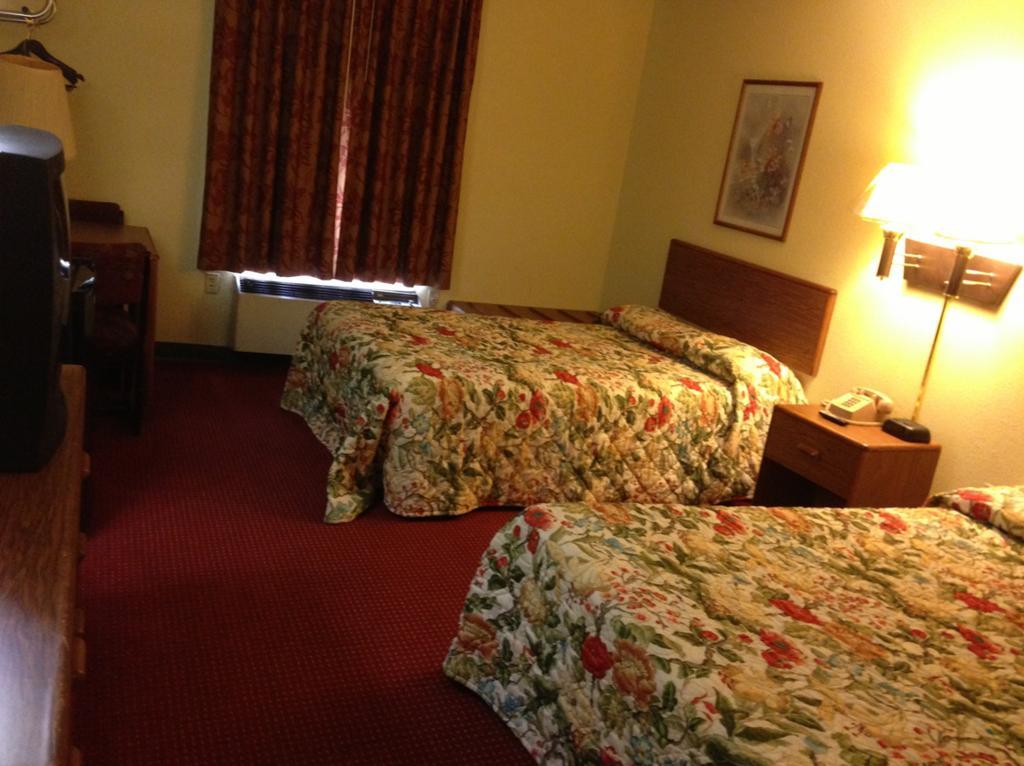 Executive Inn Pine Bluff Zimmer foto